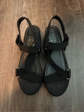 Coconuts by Matisse Black Strappy Slingback Sandals size 8